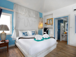 The White Knot Koh Chang