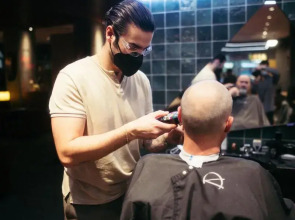 Me and All Hotel Dusseldorf, by Hyatt