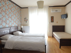 Guesthouse Vissinokipos