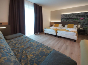 Ambassador Suite Hotel