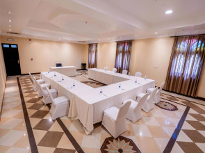 Golden Tulip Stonetown Boutique