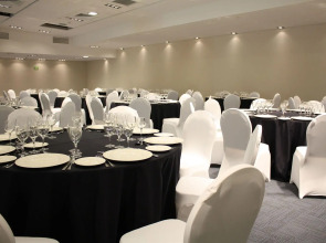 Radisson Blu Plaza El Bosque Santiago