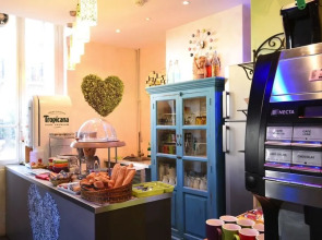 Adonis Sacré Cœur Hôtel Roma