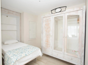 Dedeminn Marina Hotel