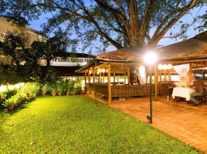 Casino Hotel - Cgh Earth, Cochin