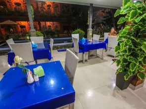 Hotel Lumbung Sari Legian