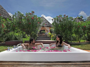 Gold Zanzibar Beach House & Spa