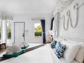 The White Knot Koh Chang