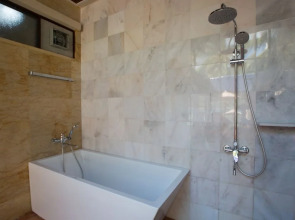 Coral View Island Resort