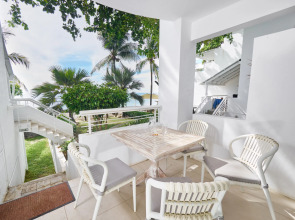 Le Beachclub Serviced Apartments and Villas