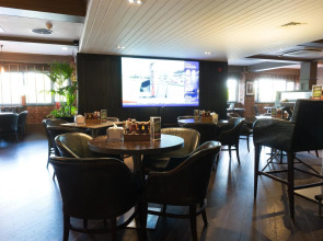 Village Hotel Farnborough