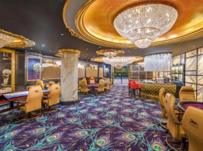 Les Ambassadeurs Marina Hotel & Casino