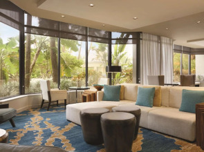 Hilton Miami Airport Blue Lagoon