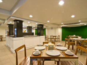 Sunshine Hotel And Residences