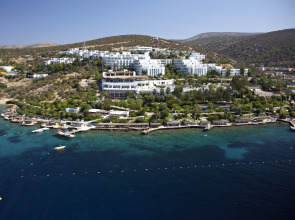 Bodrum Holiday Resort & Spa