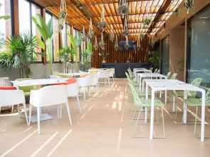 Seen Hotel Abidjan Plateau