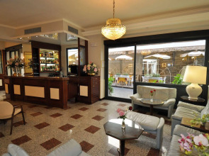 Cavour 30TRE - Hotel Moderno
