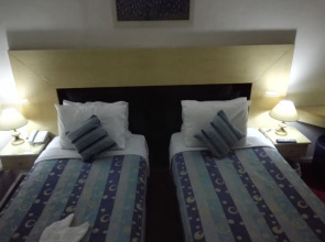 Отель Aracan Pyramids Hotel