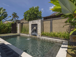 Bali Rich Seminyak Villas