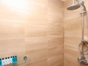 Апартаменты on Yekmalyan Str. 1-23/2