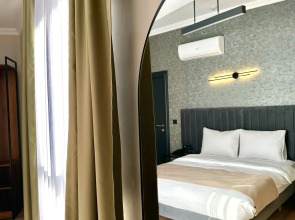 Lenora Airport Hotel