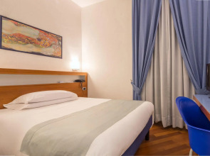 Отель Best Western Plus Hotel Plaza Napoli