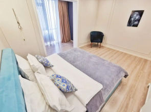 Апартаменты M.O.O.N. APARTMENTS Assem PLAZA