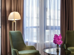 SAINT TEN Hotel, Small Luxury Hotels