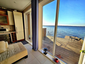 Частный дом на улице Полуостров Маленький