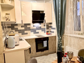 Апартаменты 2 комнатная квартира на Мира 9В