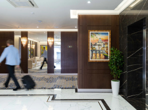 FRANKFORT Expo Hotel&Spa