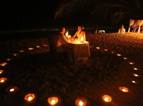 Отель Arcade Beach