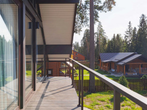 Гостевой Дом Дом с Панорамным Видом на Лес