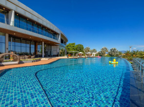 Курортный Отель Wyndham Grand KN Paradise Cam Ranh