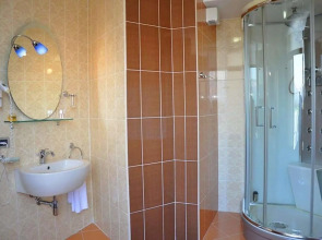 Отель Airport Tirana