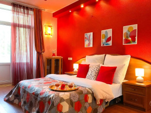 Апартаменты Счастье жить в центре Севастополя