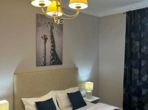 Квартира M.O.O.N APARTMENTS  Толе би Тулебаева кв 8 Центр