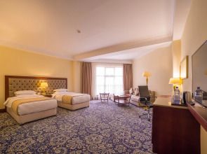 Отель Ramada by Wyndham Almaty