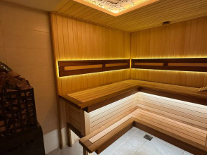 Отель Амаро