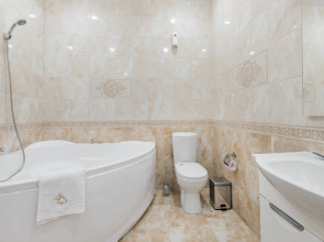 Отель Дизак