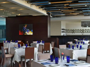 Отель Radisson Blu Chattogram Bay View