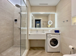 Апартаменты Акваделюкс у моря, с бассейном, СПА, пляжем N722