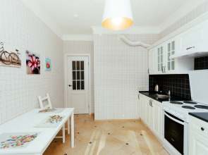 Апартаменты Российская 267