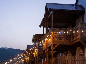 Курортный отель Motives Inn Dilijan