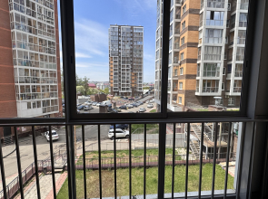 Квартира Nasutki38 Поцелуй Розы