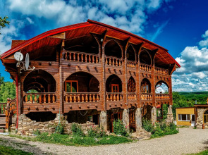 Гостевой Дом у горы Любава