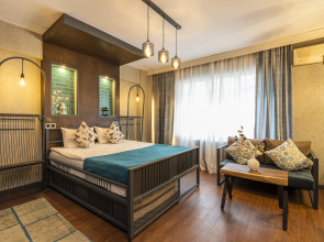 Апарт-отель  Cube Suites