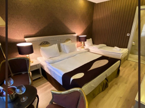 Отель Golden Gate