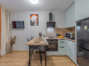 Апартаменты Люкс SalutApart 8