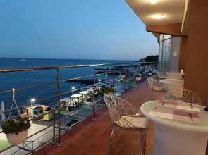 Апартаменты Шикарные на Берегу Моря